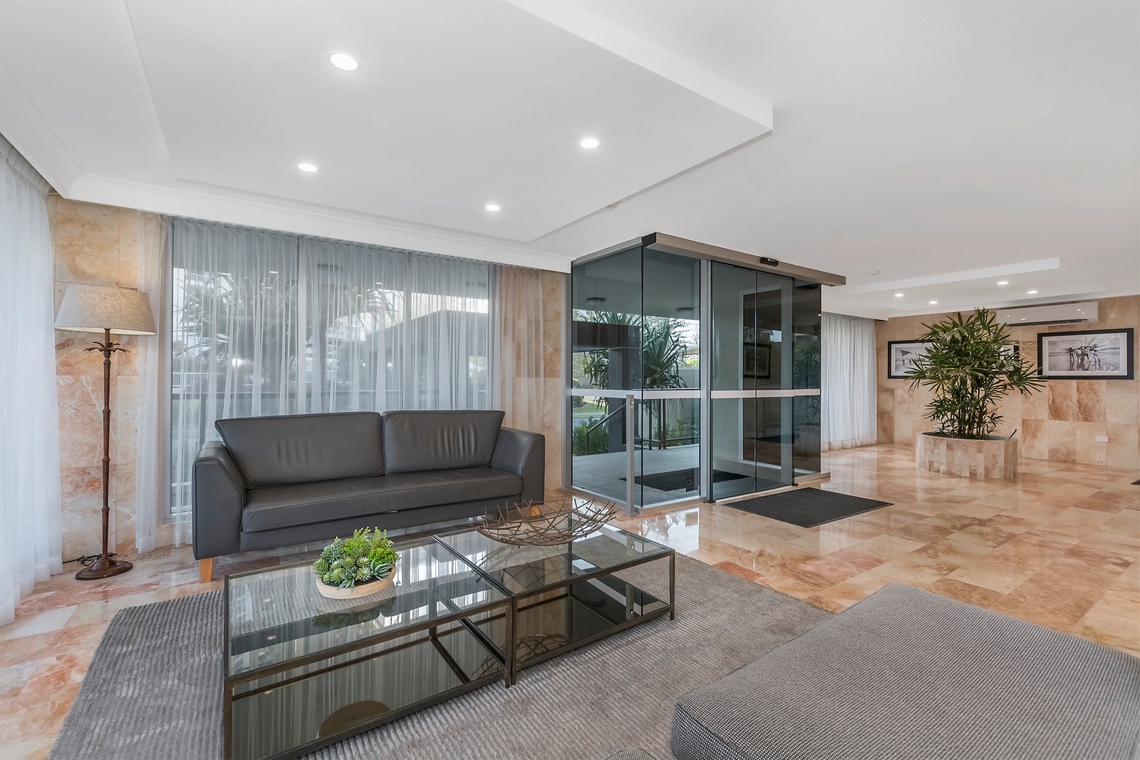 P1-1601/3575-3585 Main Beach Parade MAIN BEACH 14