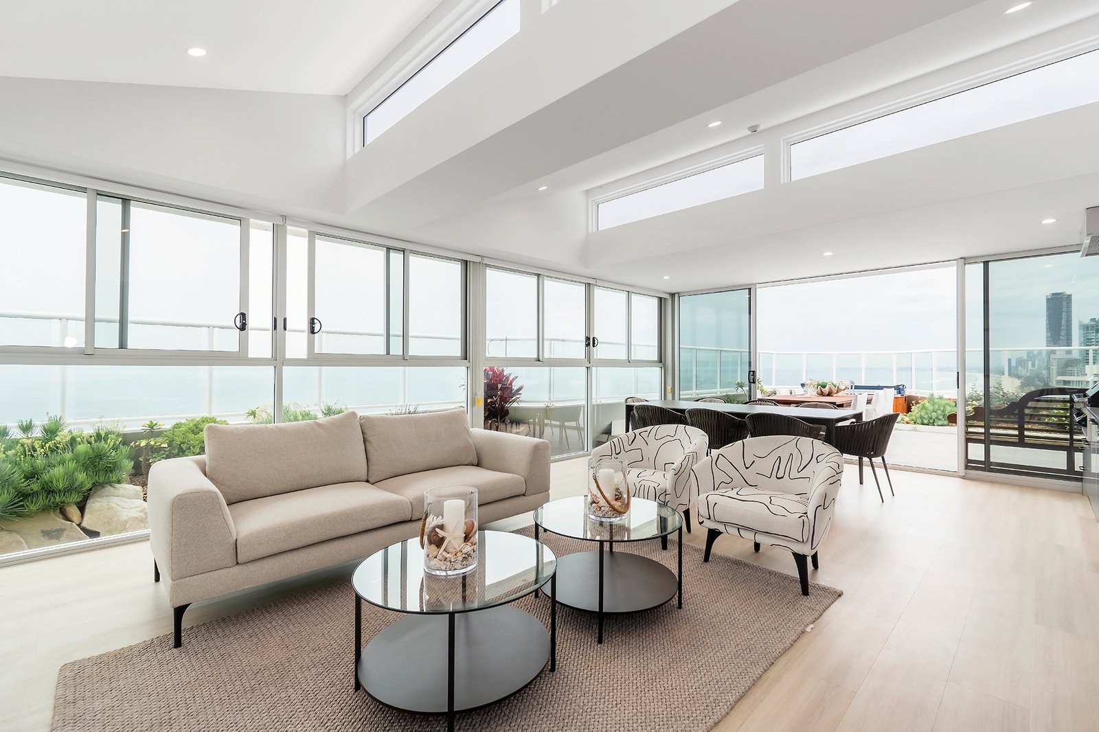 P1-1601/3575-3585 Main Beach Parade MAIN BEACH 2