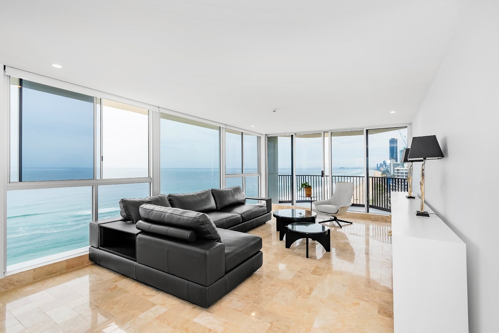 P1-1601/3575-3585 Main Beach Parade MAIN BEACH 3