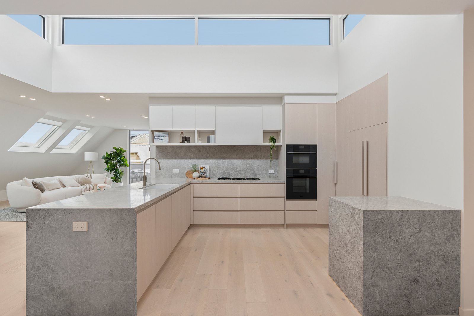 Gallery: Penthouse 202/80 Orlando Street