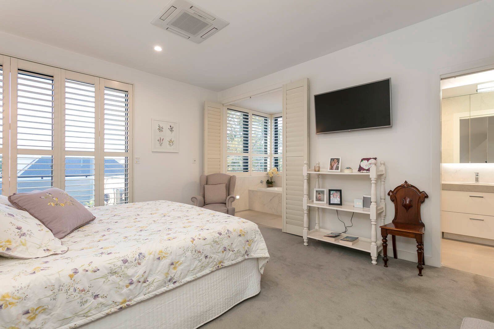 Real Estate and Property in Penthouse 2/12 Trawalla Avenue, Toorak, VIC