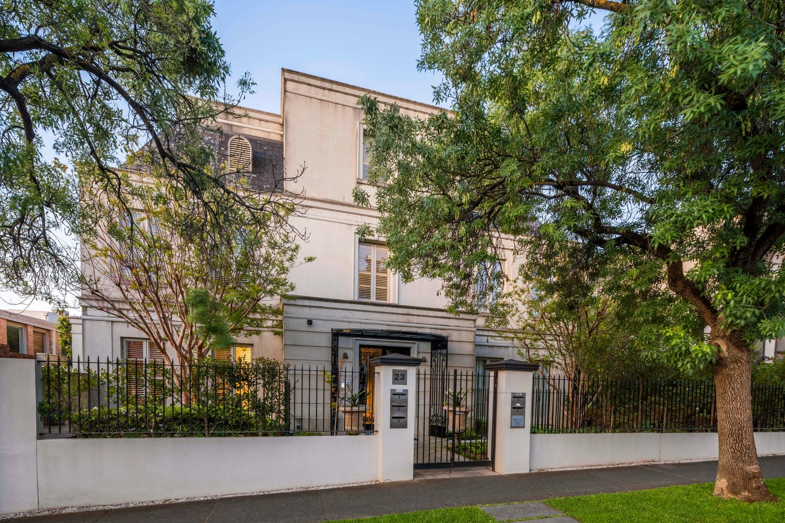 Penthouse, 23 Washington Street, Toorak, 3142