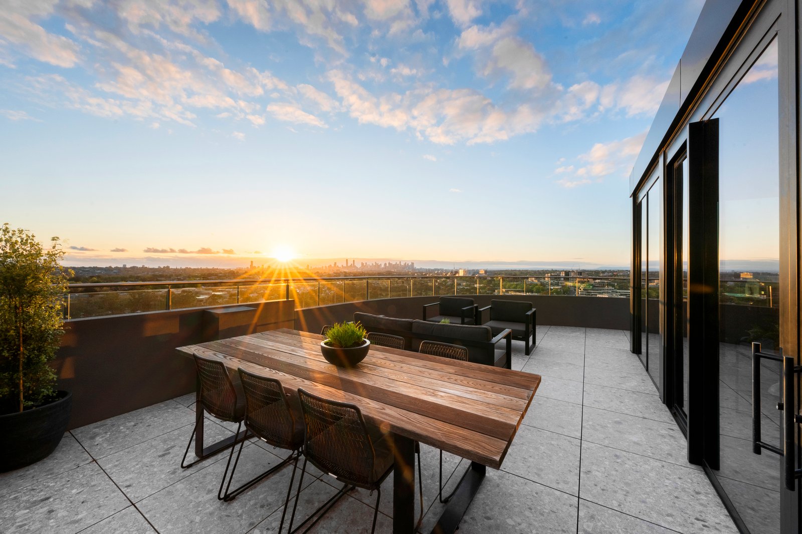 Penthouse, 9 Porter Street, Hawthorn East, 3123