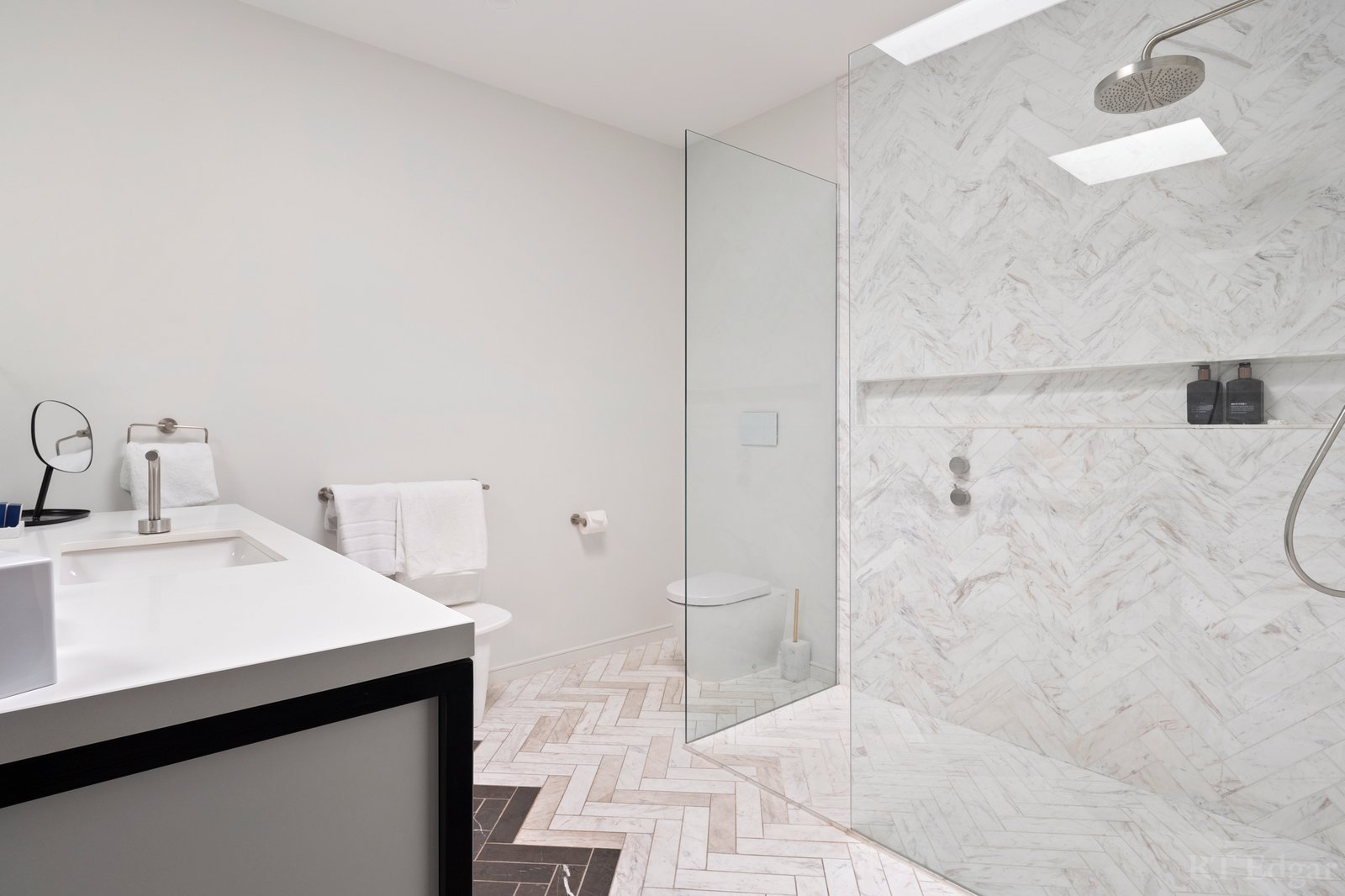 Real Estate and Property in Penthouse/142 Ocean Beach Road, Sorrento, VIC