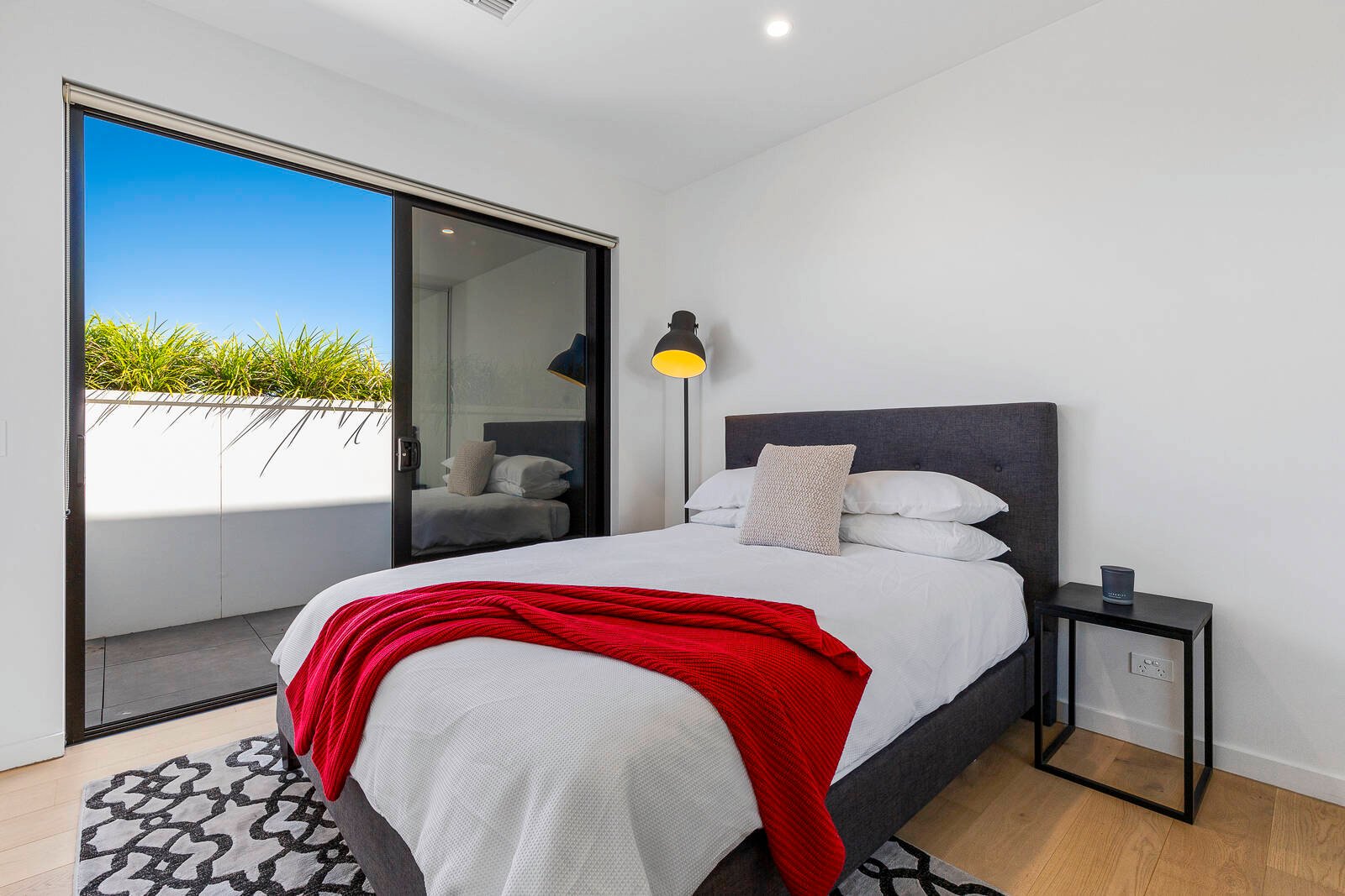 Real Estate and Property in Penthouse/18 Hamilton Street, Bentleigh, VIC