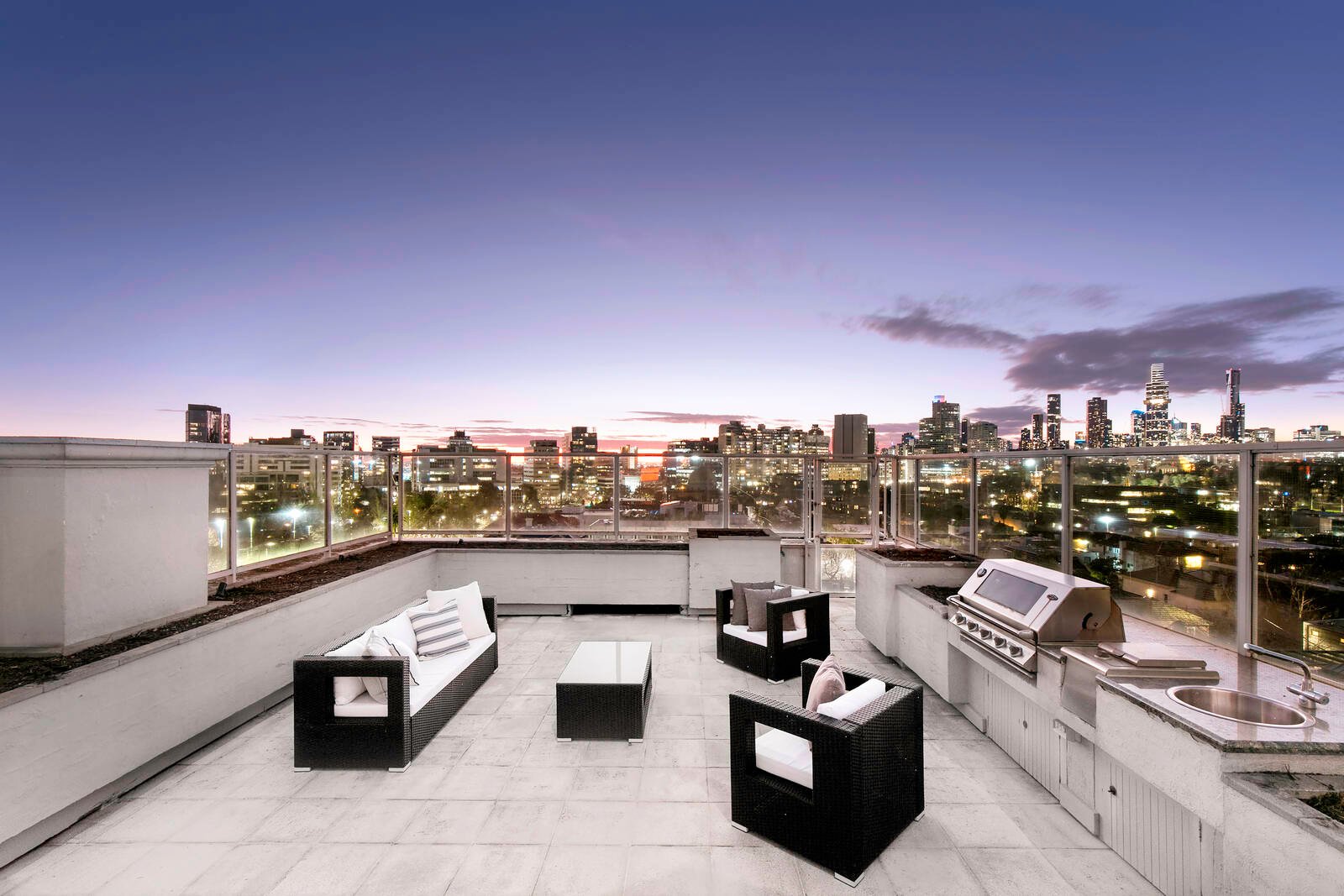 Real Estate and Property in Penthouse/19 Park Street, South Yarra, VIC