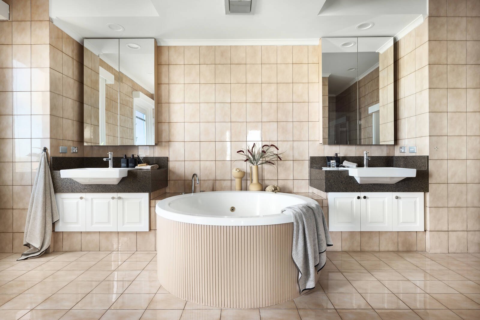 Real Estate and Property in Penthouse/19 Park Street, South Yarra, VIC