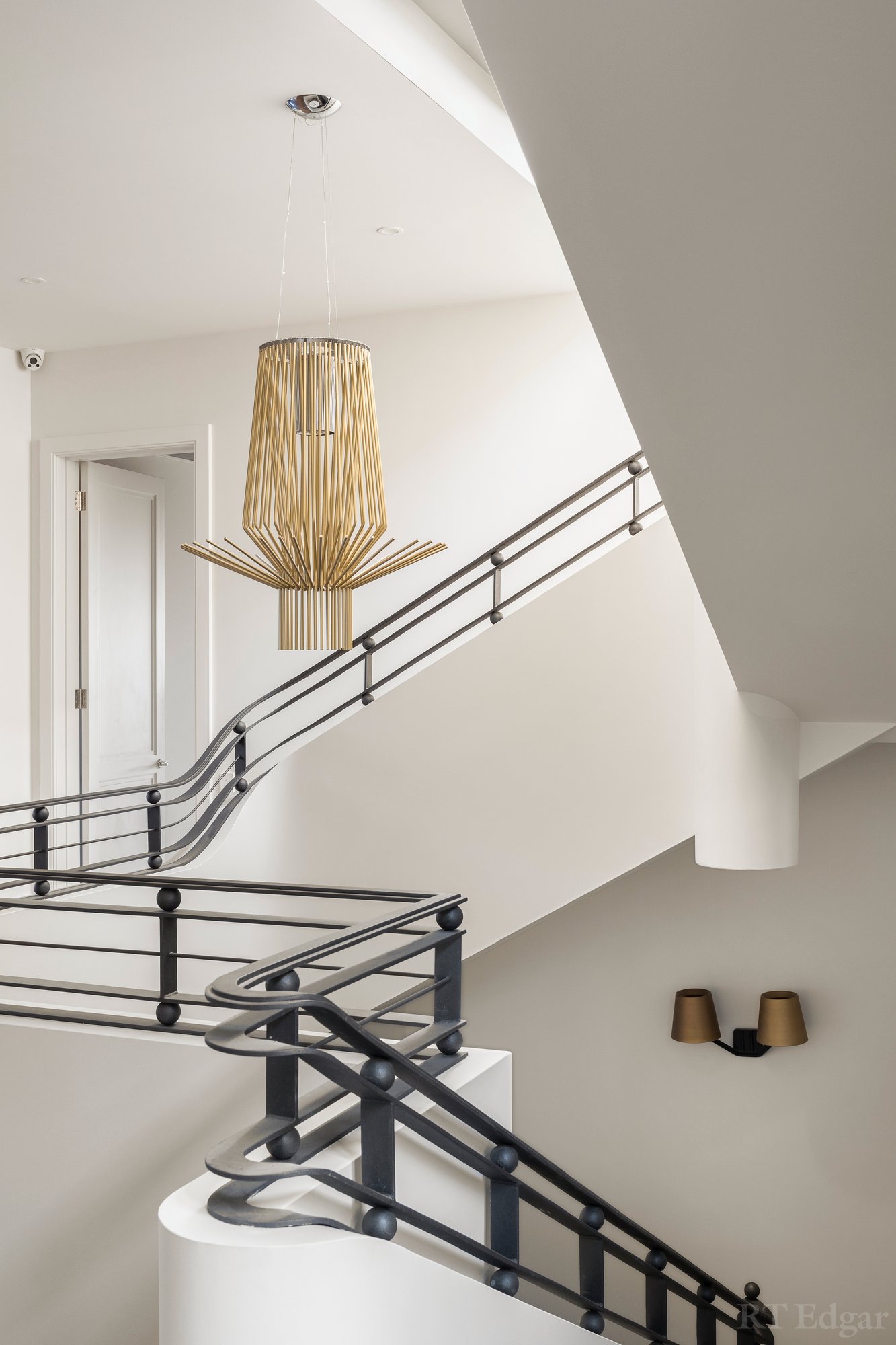 Real Estate and Property in Penthouse/23 Tintern Avenue, Toorak, VIC