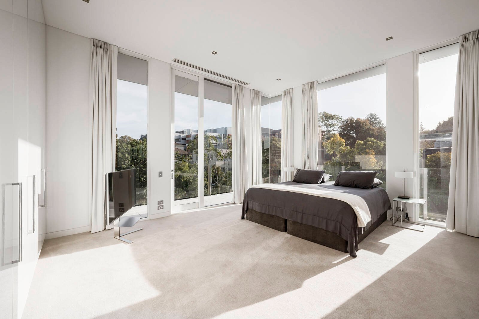 Real Estate and Property in Penthouse/304 Walsh Street, South Yarra, VIC