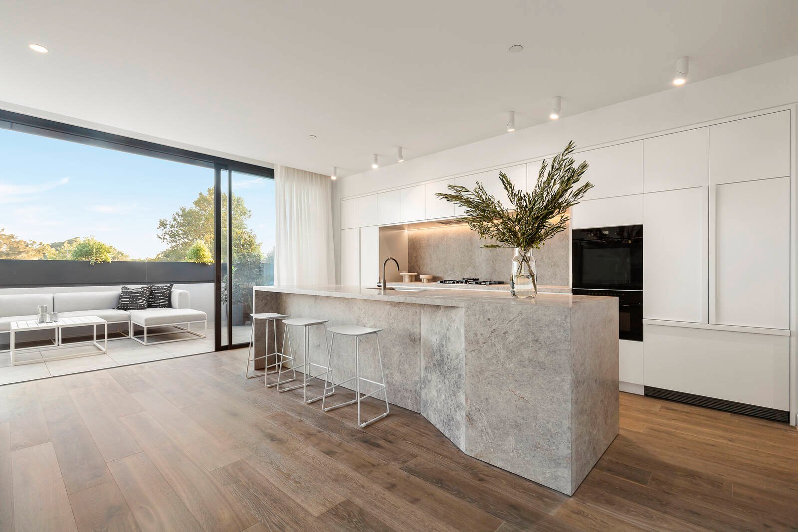 Real Estate and Property in Penthouse/589 Toorak Road, Toorak, VIC