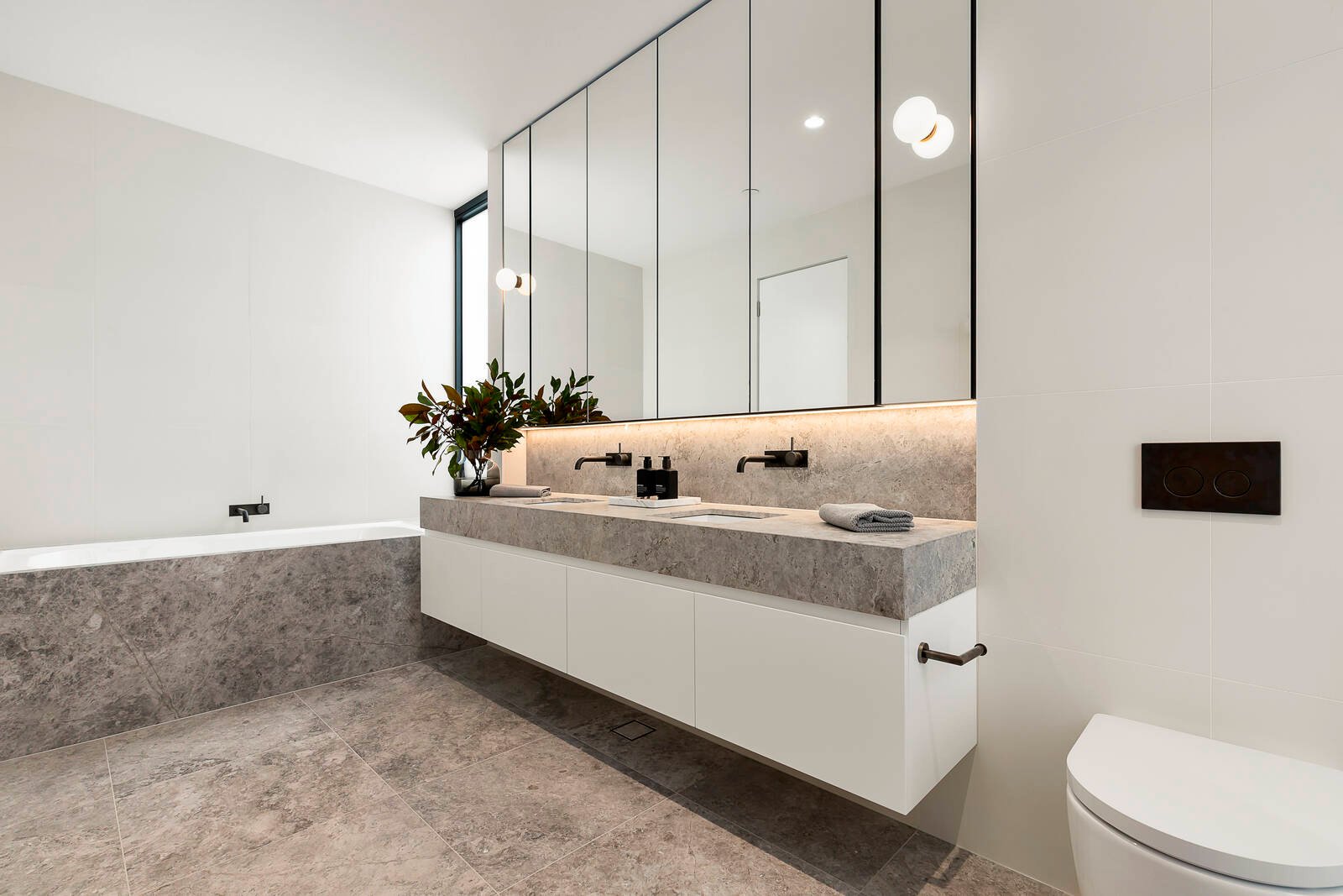 Real Estate and Property in Penthouse/589 Toorak Road, Toorak, VIC