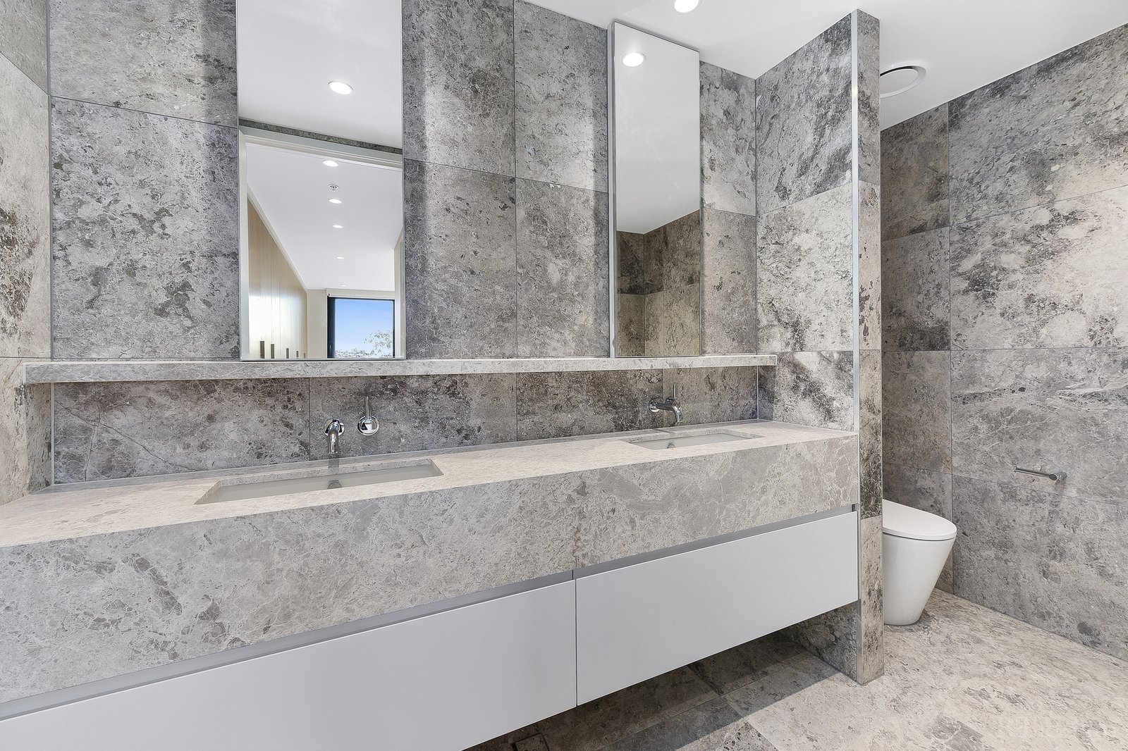 Real Estate and Property in Penthouse/663 Malvern Road, Toorak, VIC