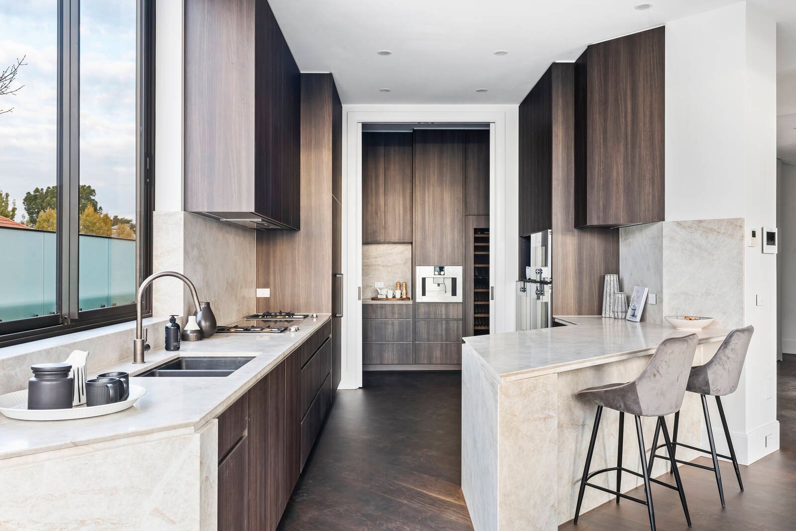 Real Estate and Property in Penthouse/700 Orrong Road, Toorak, VIC