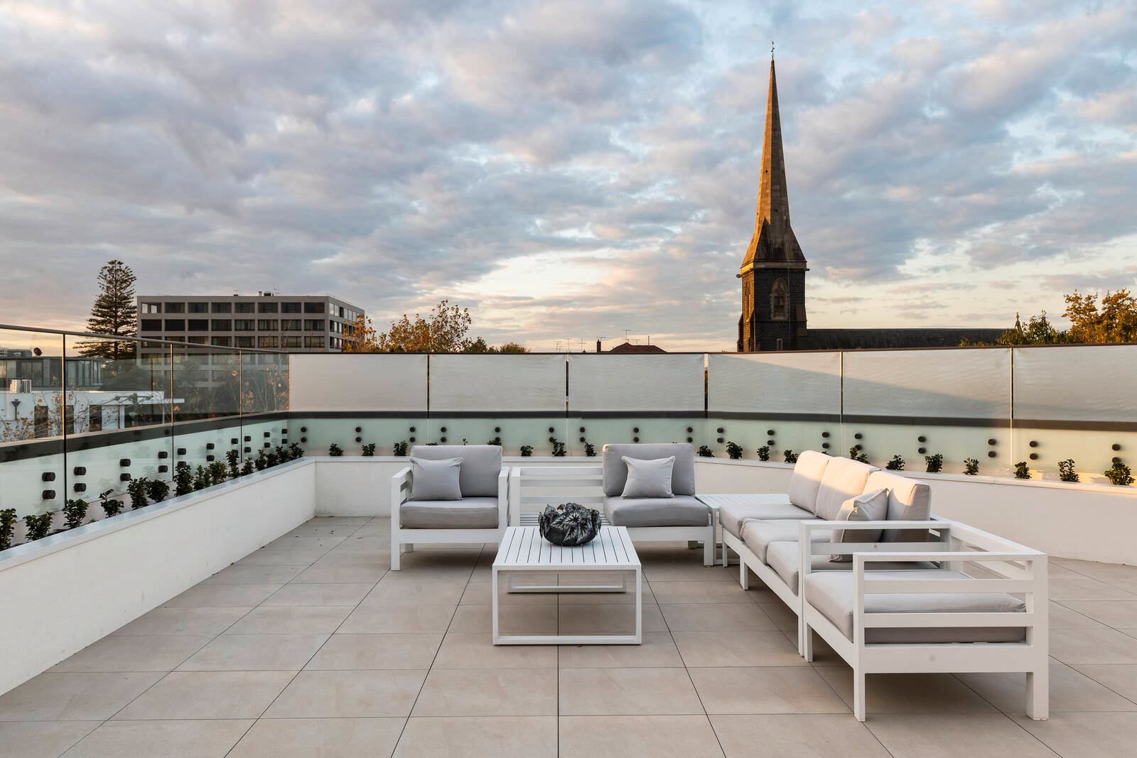 Real Estate and Property in Penthouse/700 Orrong Road, Toorak, VIC