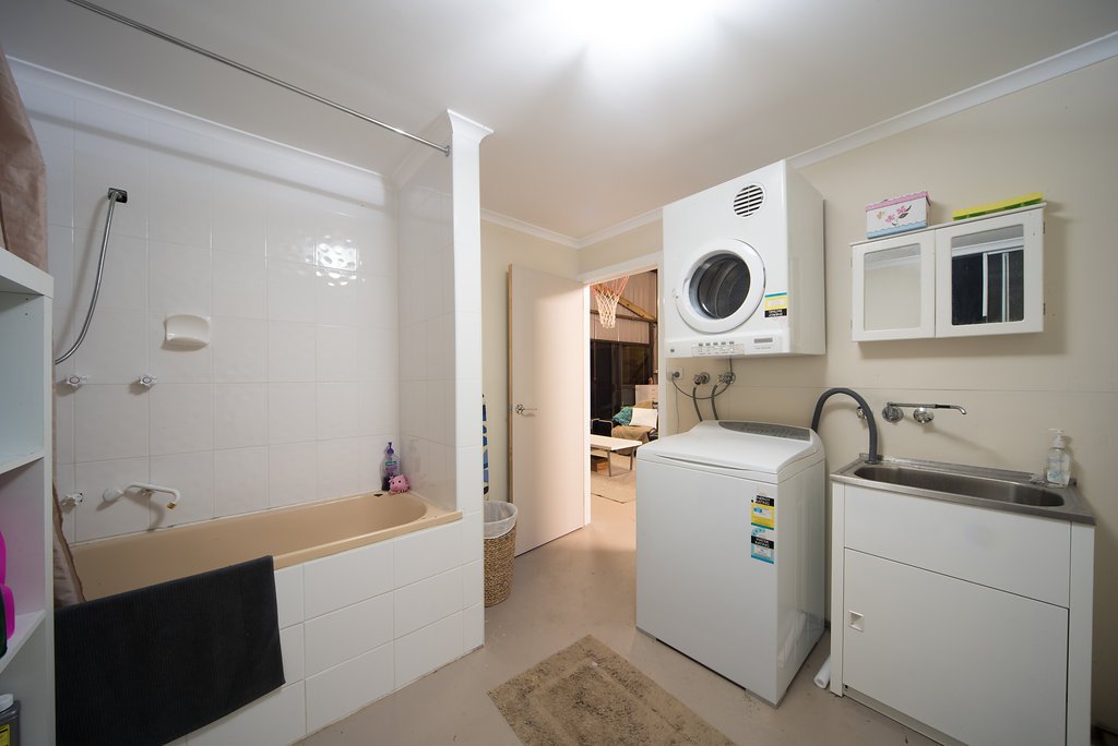 Prop Lot 3 Staniland Drive STRATHDICKIE 18
