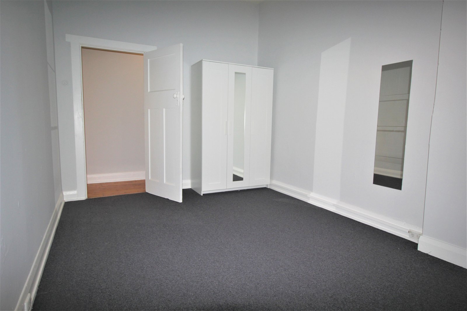 Gallery: Rear/1146 Glen Huntly Road