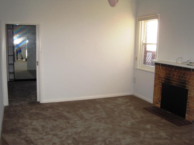 Gallery: Rear/234 McKinnon Road