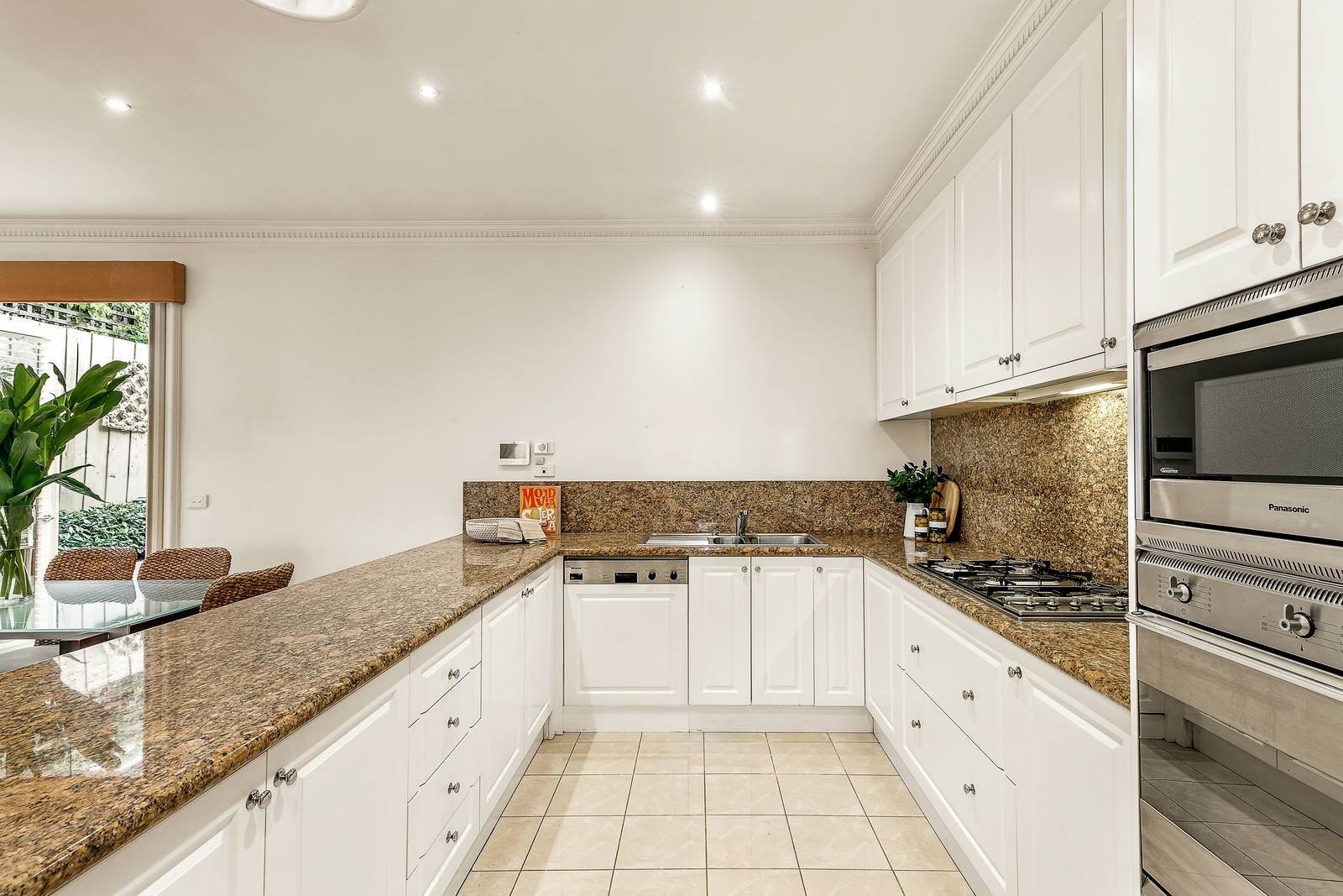 Residence 2/1009 Malvern Road, Toorak, VIC