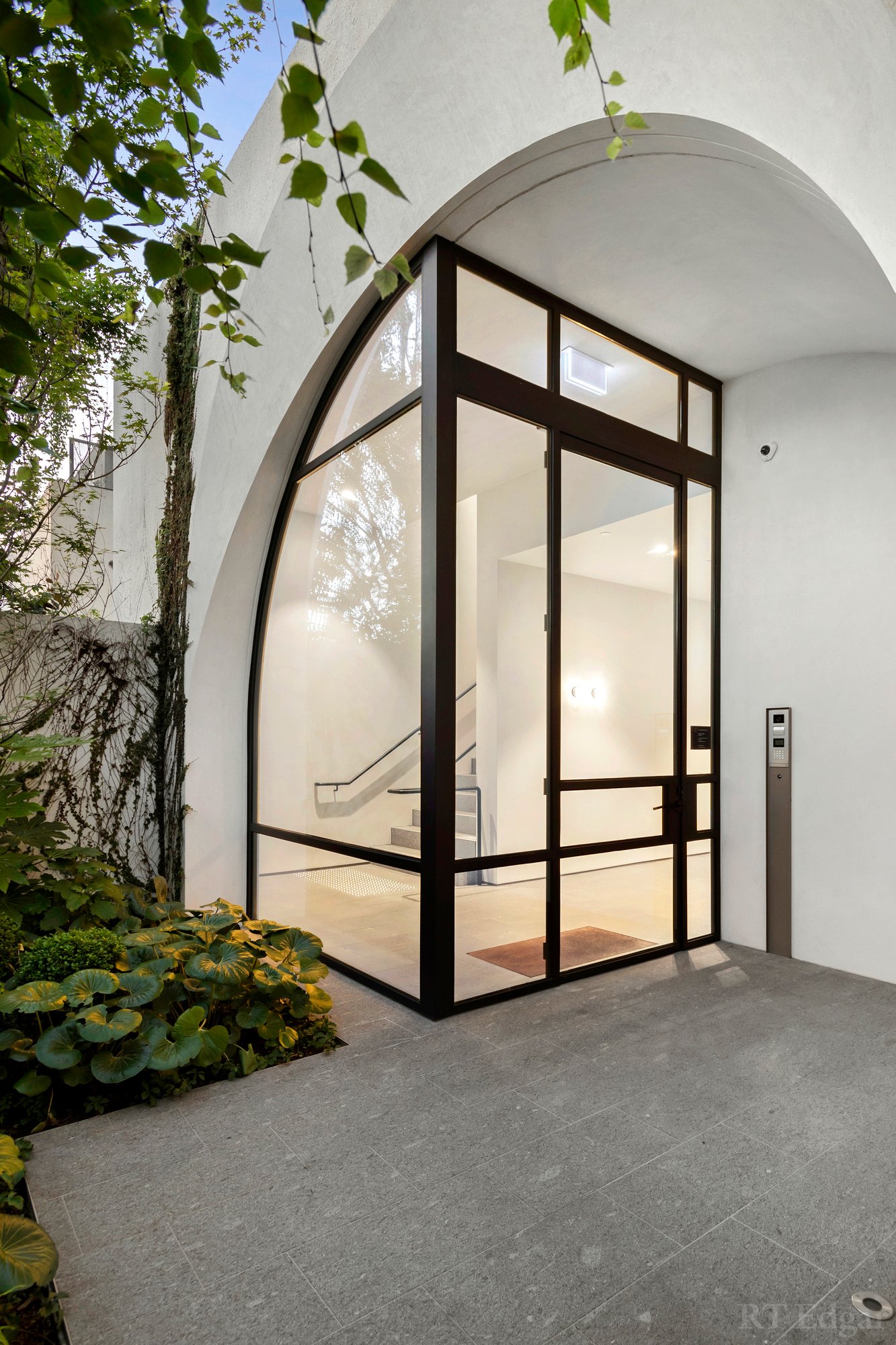 Real Estate and Property in Residence 3/35 Huntingtower Road, Armadale, VIC