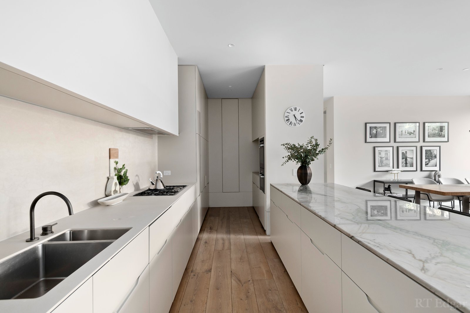 Real Estate and Property in Residence 3/35 Huntingtower Road, Armadale, VIC