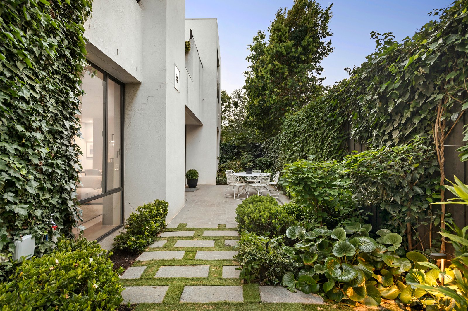 Real Estate and Property in Residence 3/35 Huntingtower Road, Armadale, VIC