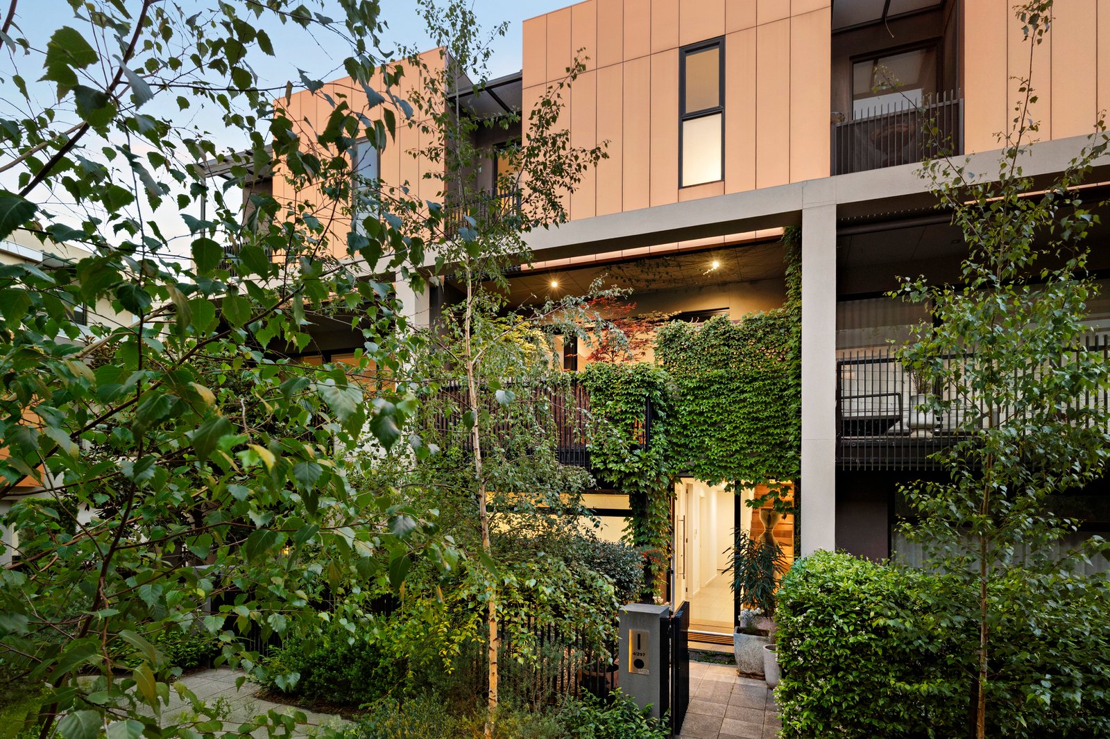 Residence 4, 297 Dorcas Street, South Melbourne, 3205