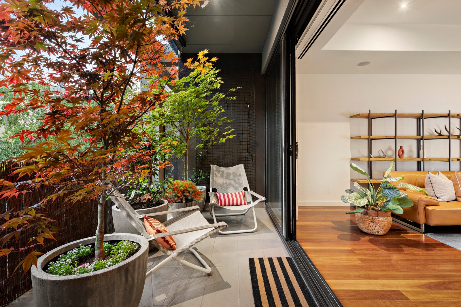 Residence 4, 297 Dorcas Street, South Melbourne, 3205