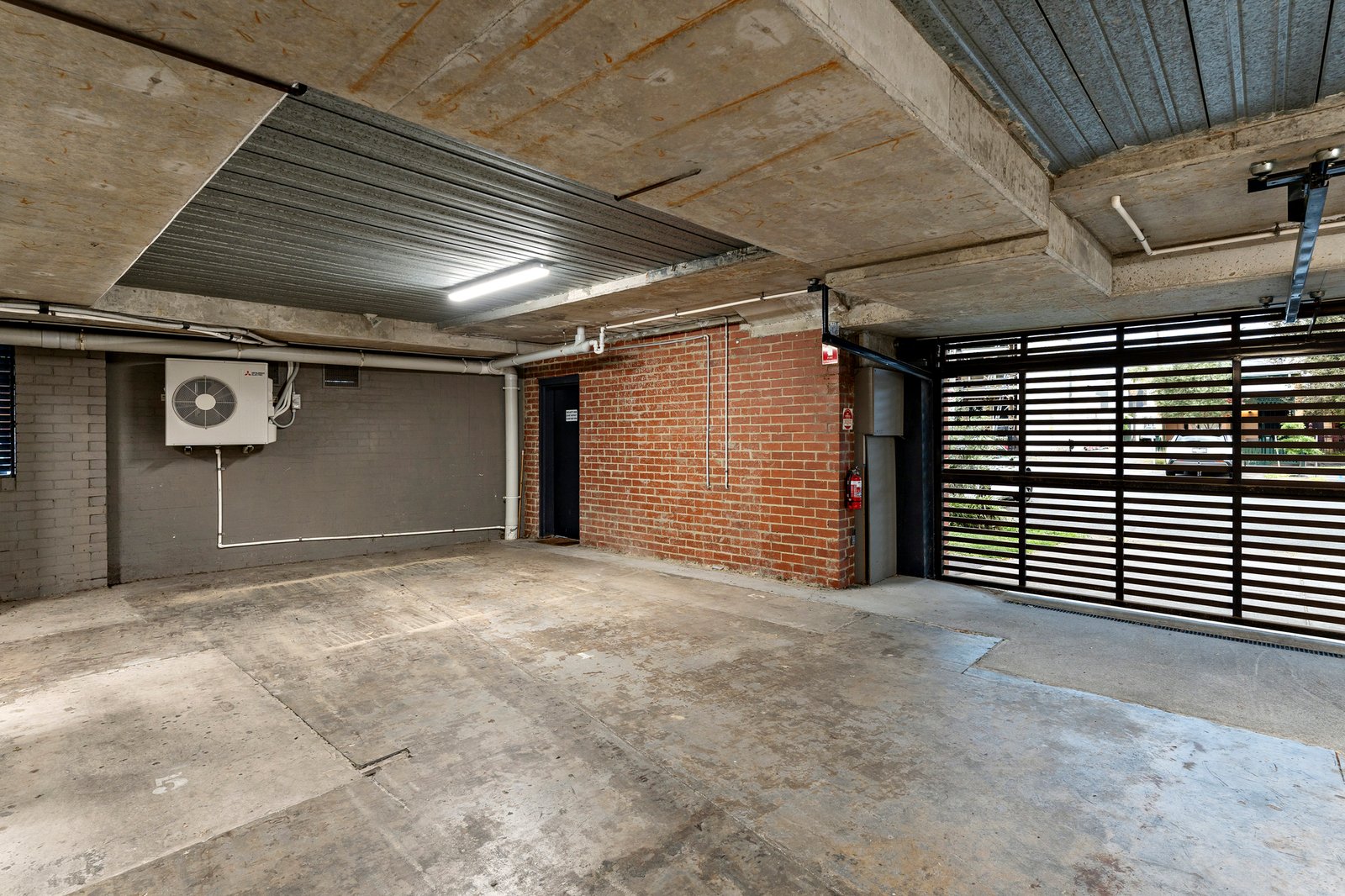 Residence 5, 41 Park Road, Middle Park, 3206