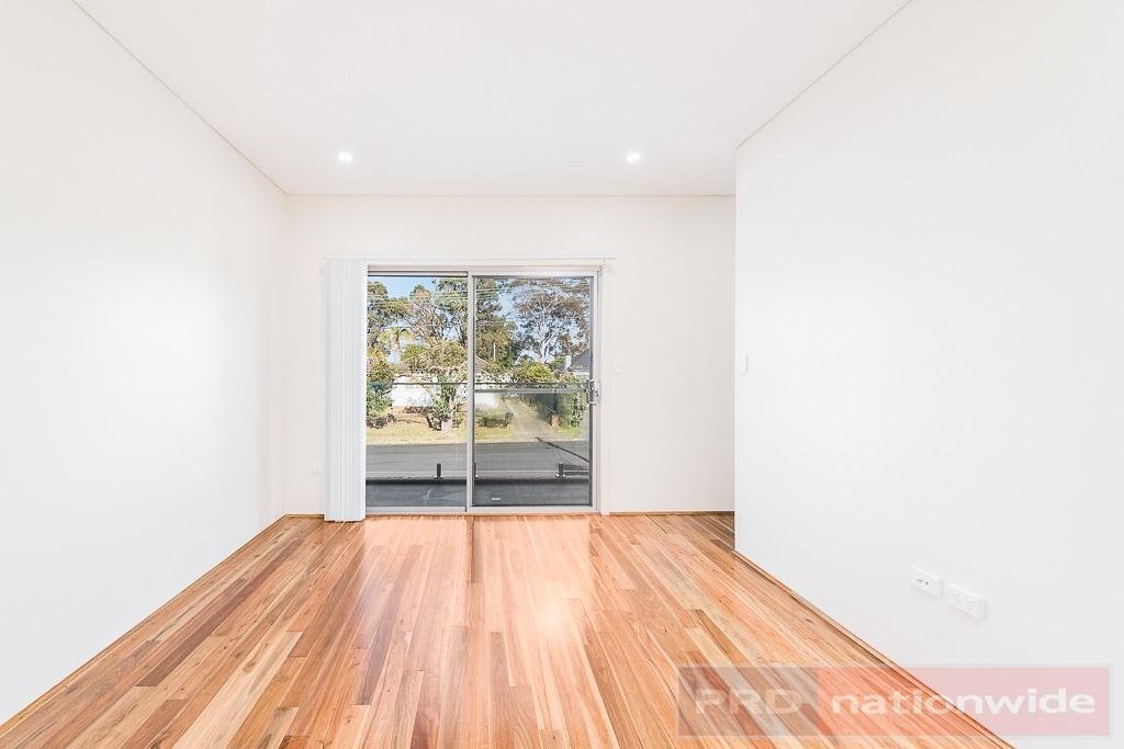  REVESBY 6