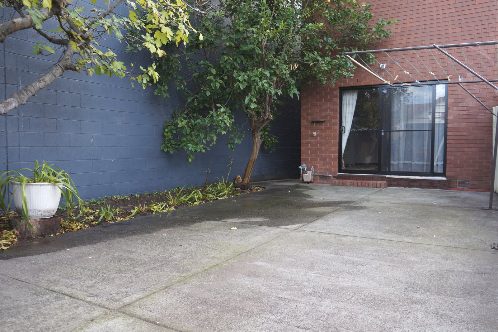Gallery: R/O/82A Patterson Road