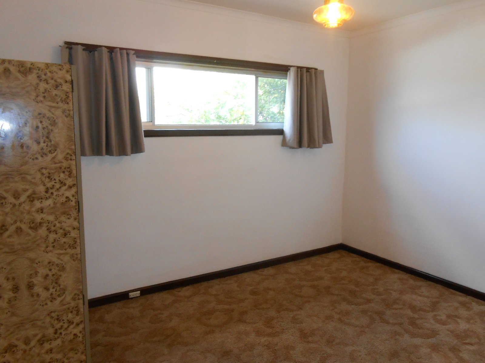 Gallery: R/O/82A Patterson Road