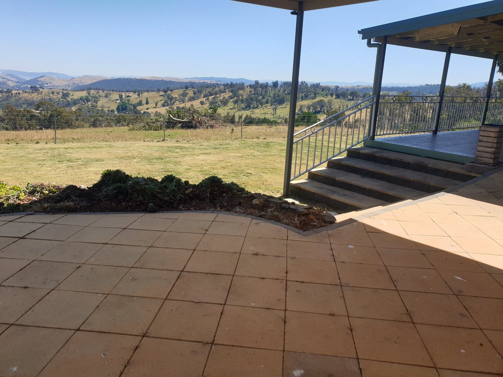 "ROCKLEA" 657 Old Tumbarumba Road BATLOW 21