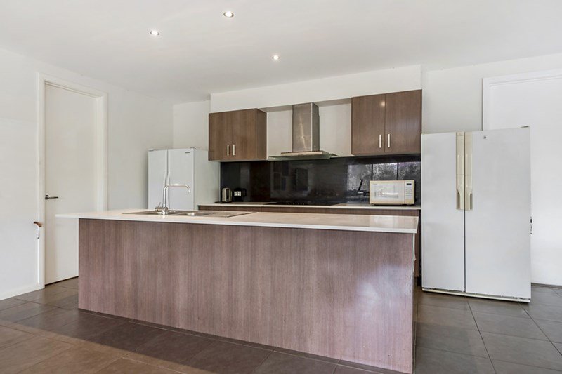 Gallery: Room 1/7 Macken Court