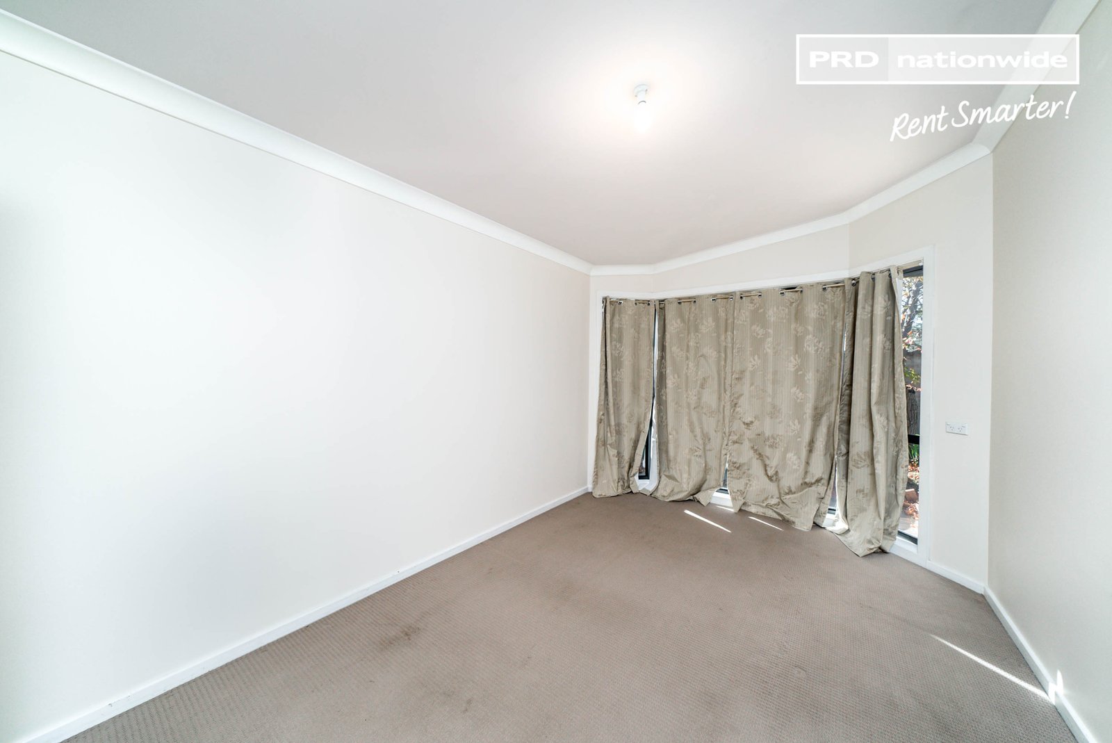 Room 2/114 Trail Street WAGGA WAGGA 5