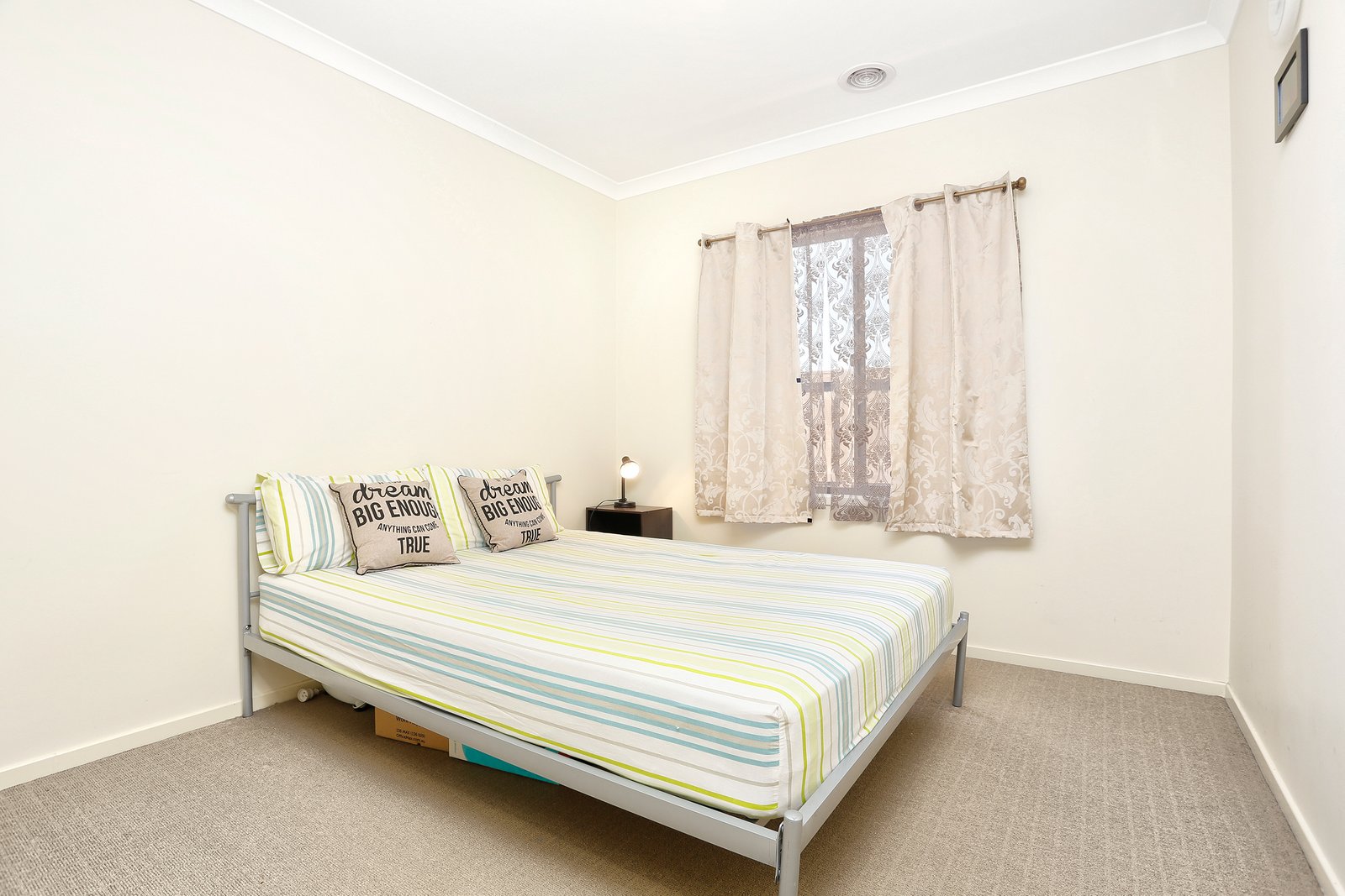 Gallery: Room 3/25-29 Orpington Crescent
