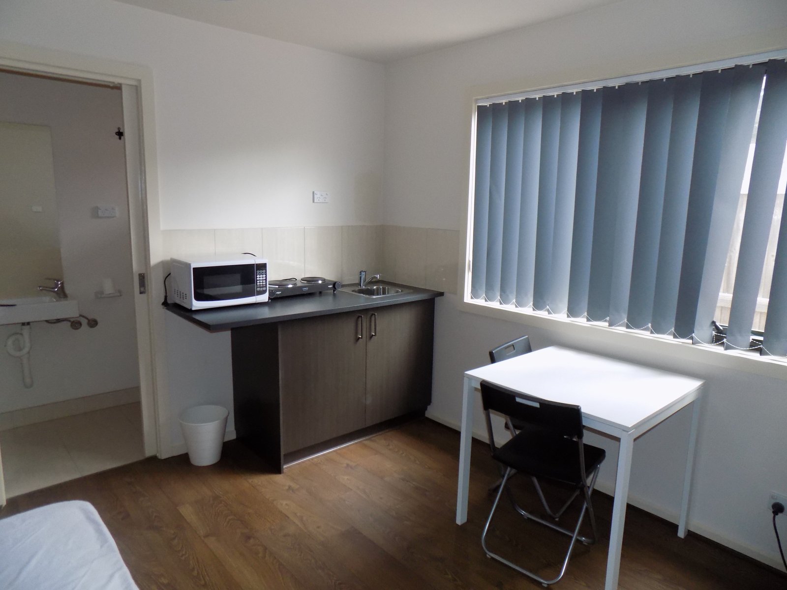 Gallery: Room 7/3A Tennyson Avenue