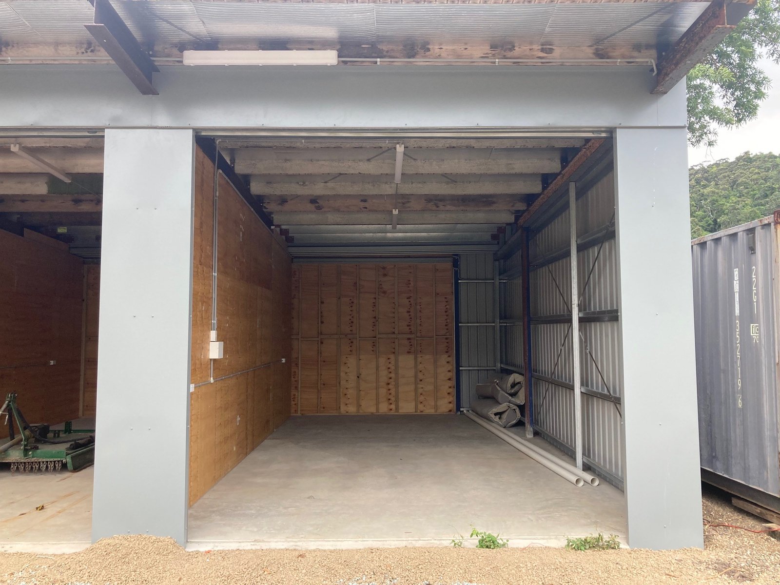 Shed 10/2927 Shute Harbour Road FLAMETREE 1