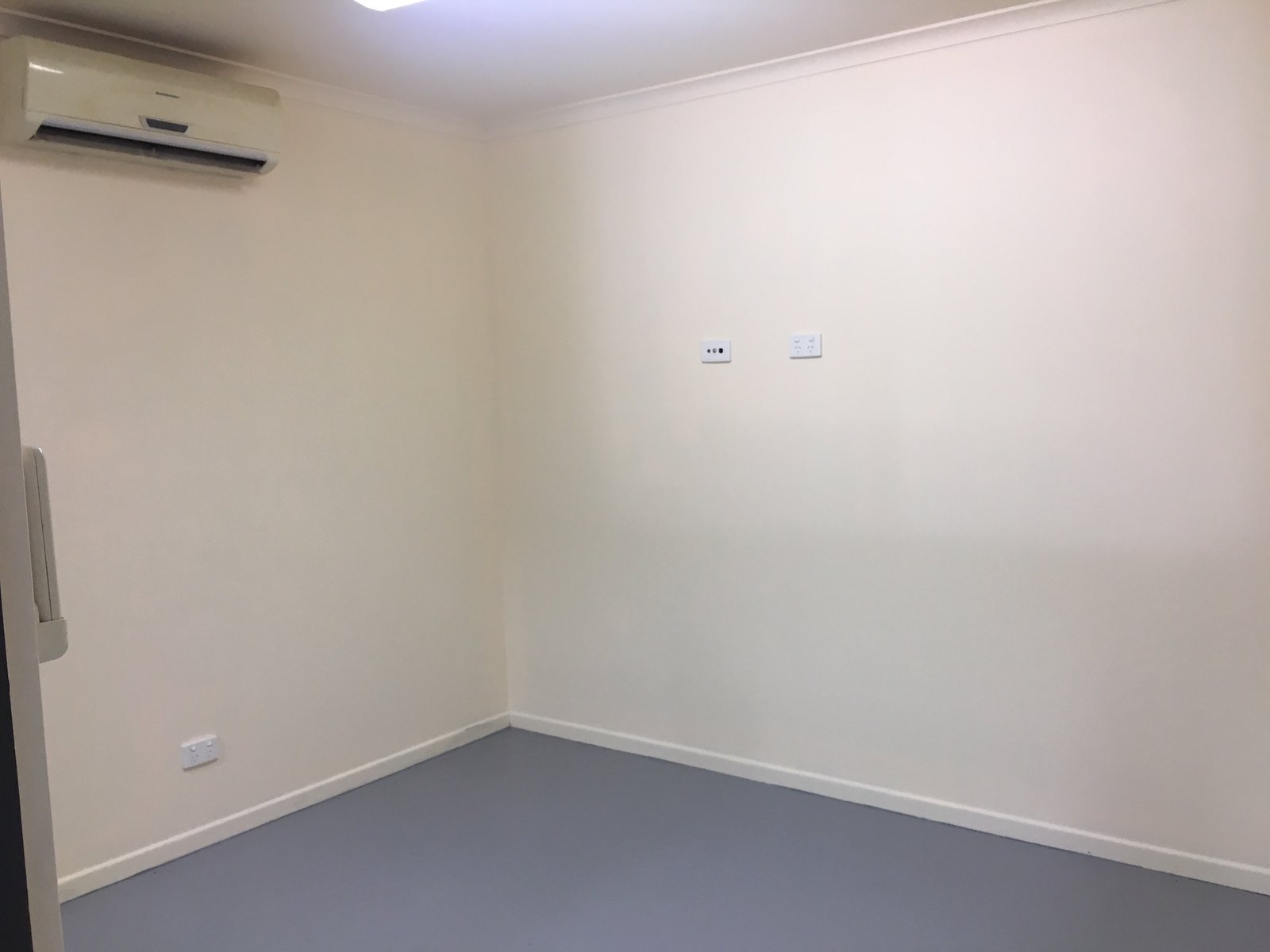 Shed 3A / 11 Garema Street CANNONVALE 2