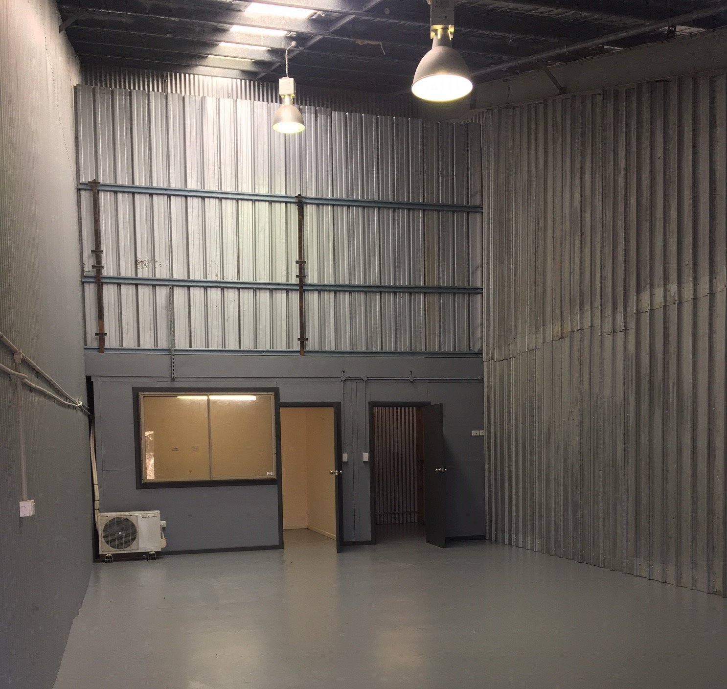 Shed 3A / 11 Garema Street CANNONVALE 3