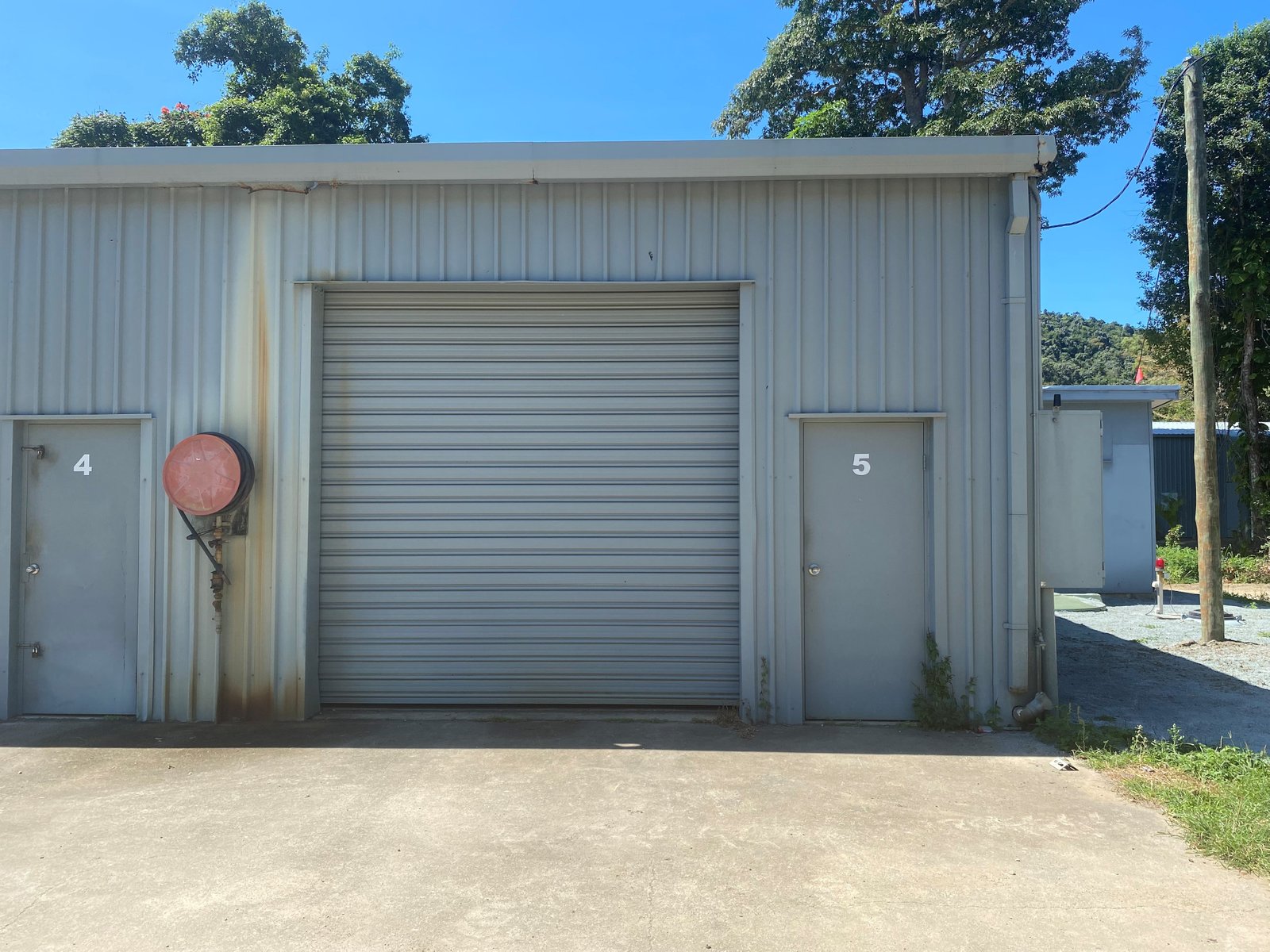 Shed 5/2927 Shute Harbour Road FLAMETREE 4