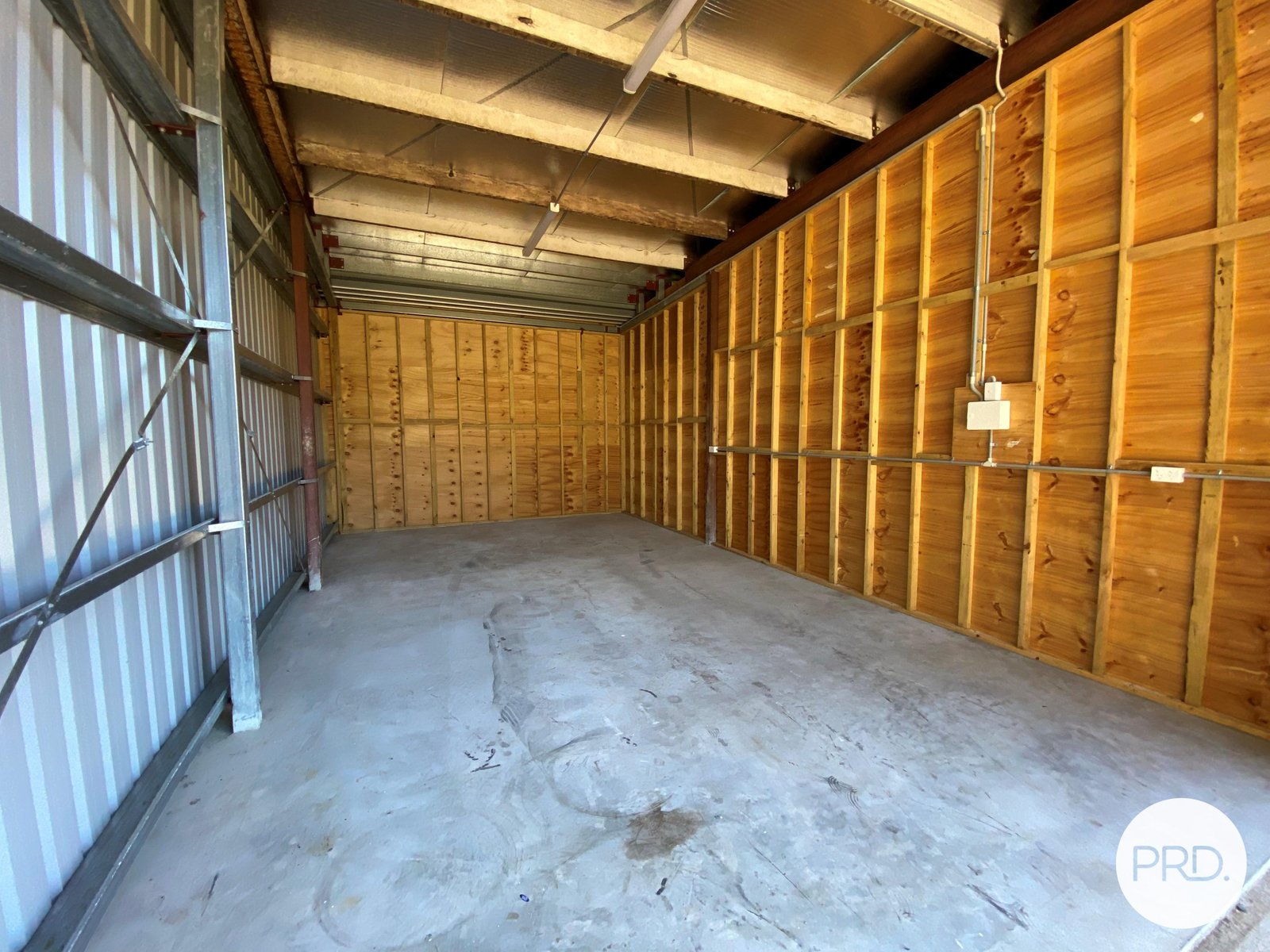 Shed 8/2927 Shute Harbour Road FLAMETREE 1