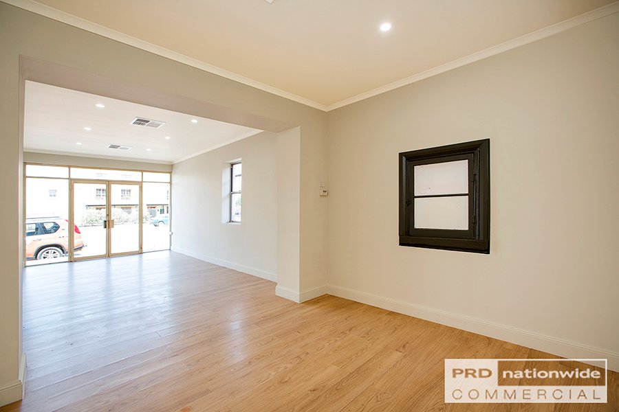 Shop 1 164 Peel Street TAMWORTH 5