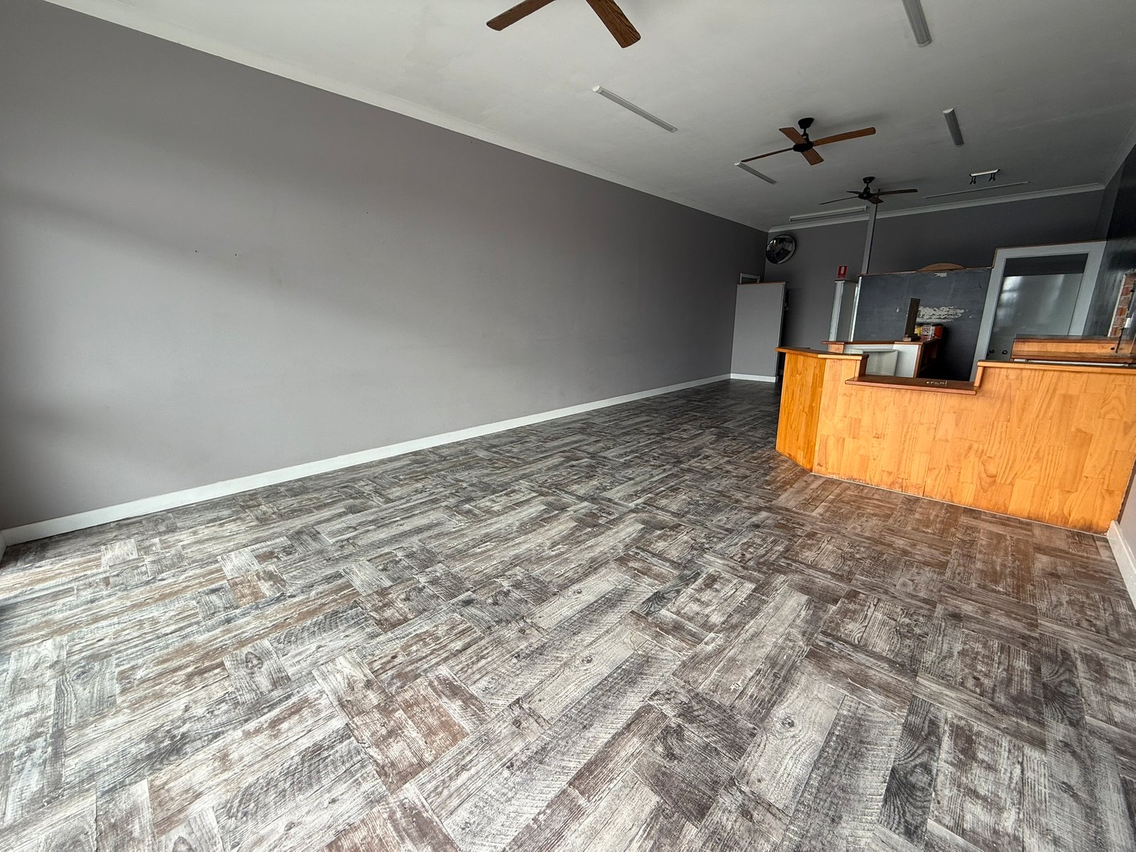 Shop 1 / 4 Kew Road LAURIETON 2