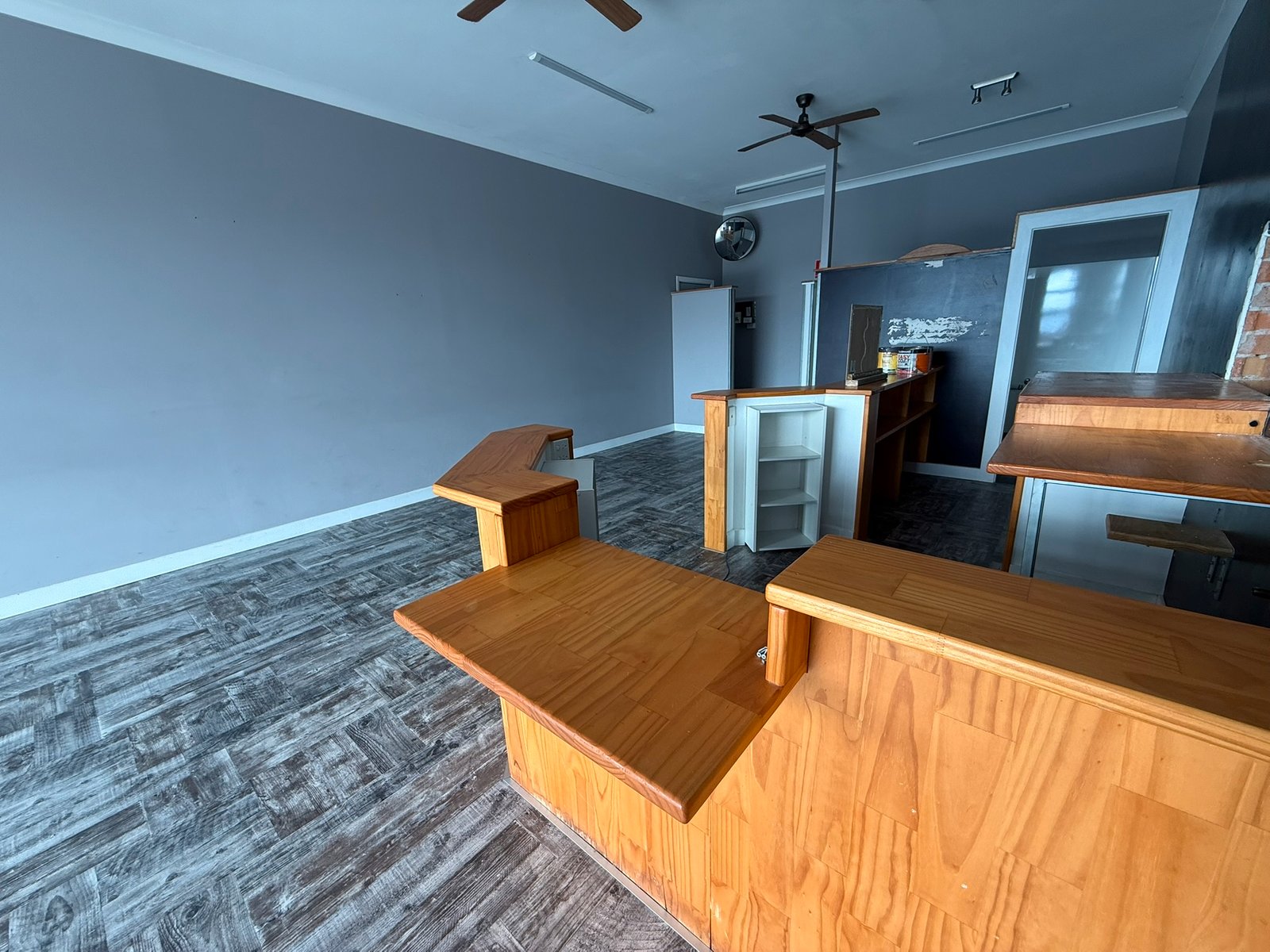 Shop 1 / 4 Kew Road LAURIETON 3