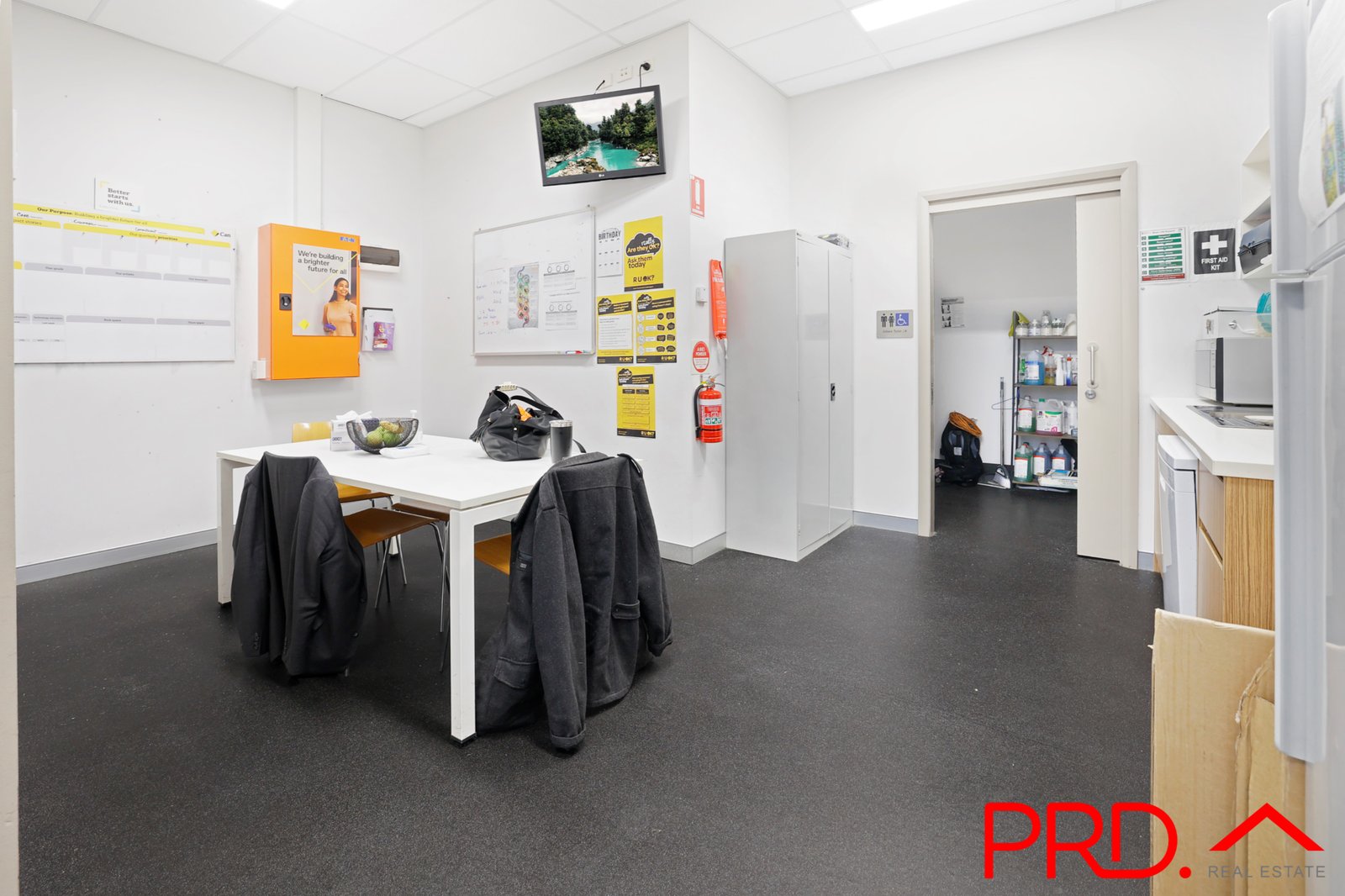Shop 1 - 445-447 Peel Street TAMWORTH 11