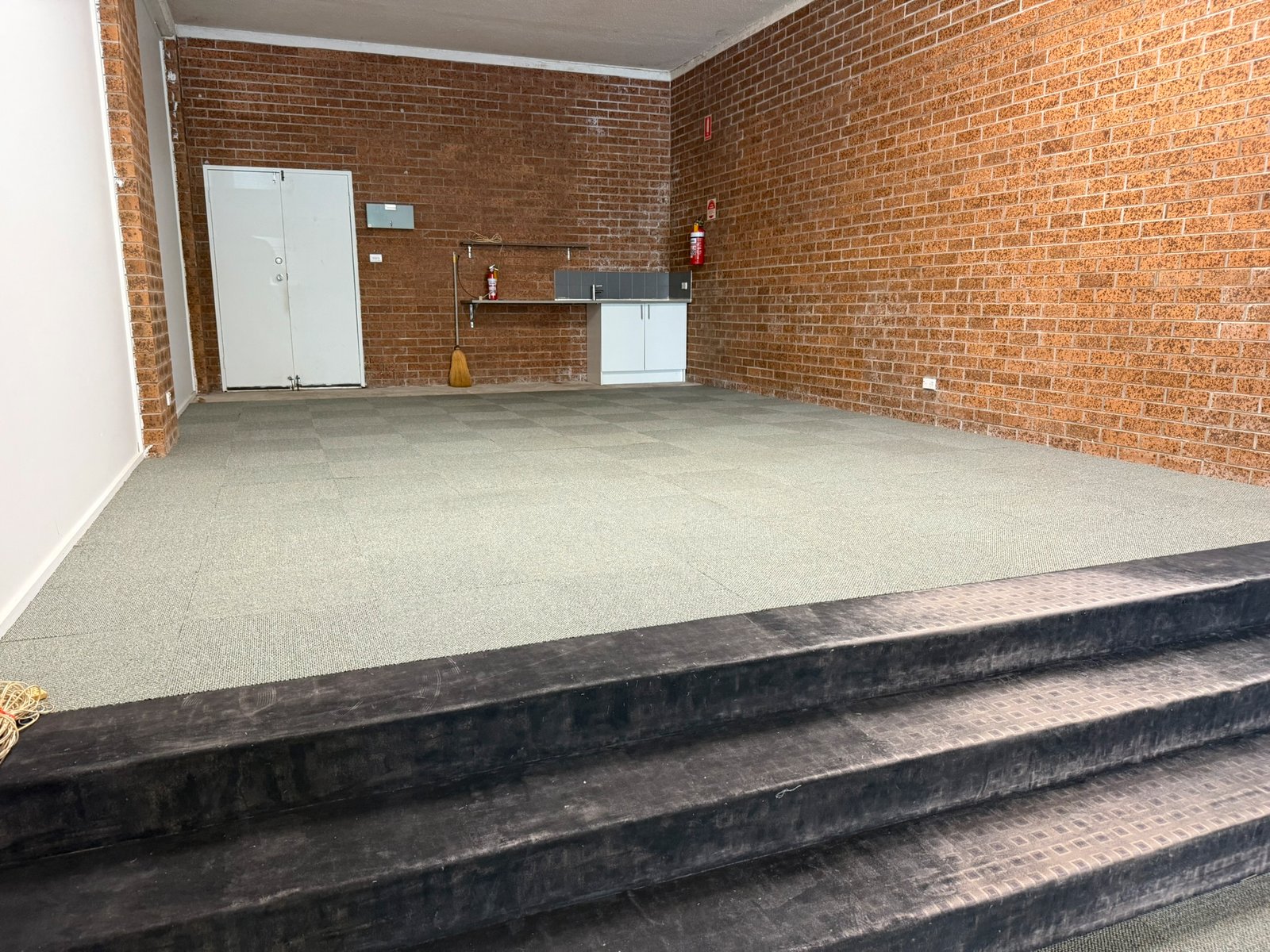 Shop 1 / 66 Bold Street LAURIETON 4