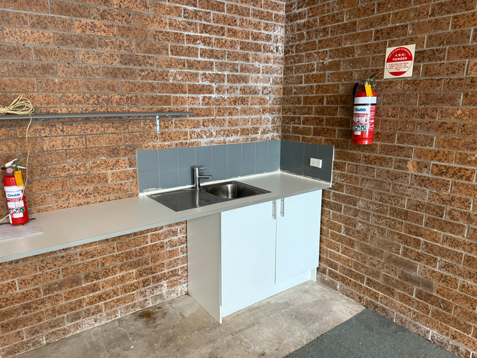 Shop 1 / 66 Bold Street LAURIETON 6