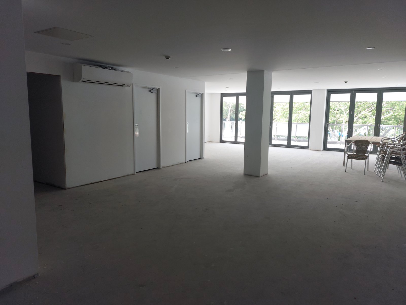 Shop 14/6 Airlie Esplanade AIRLIE BEACH 3