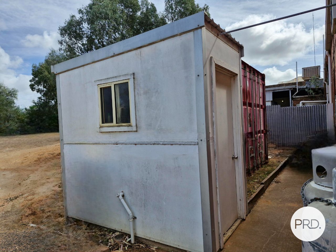 Shop 16 -18, Oke Street OUYEN 9