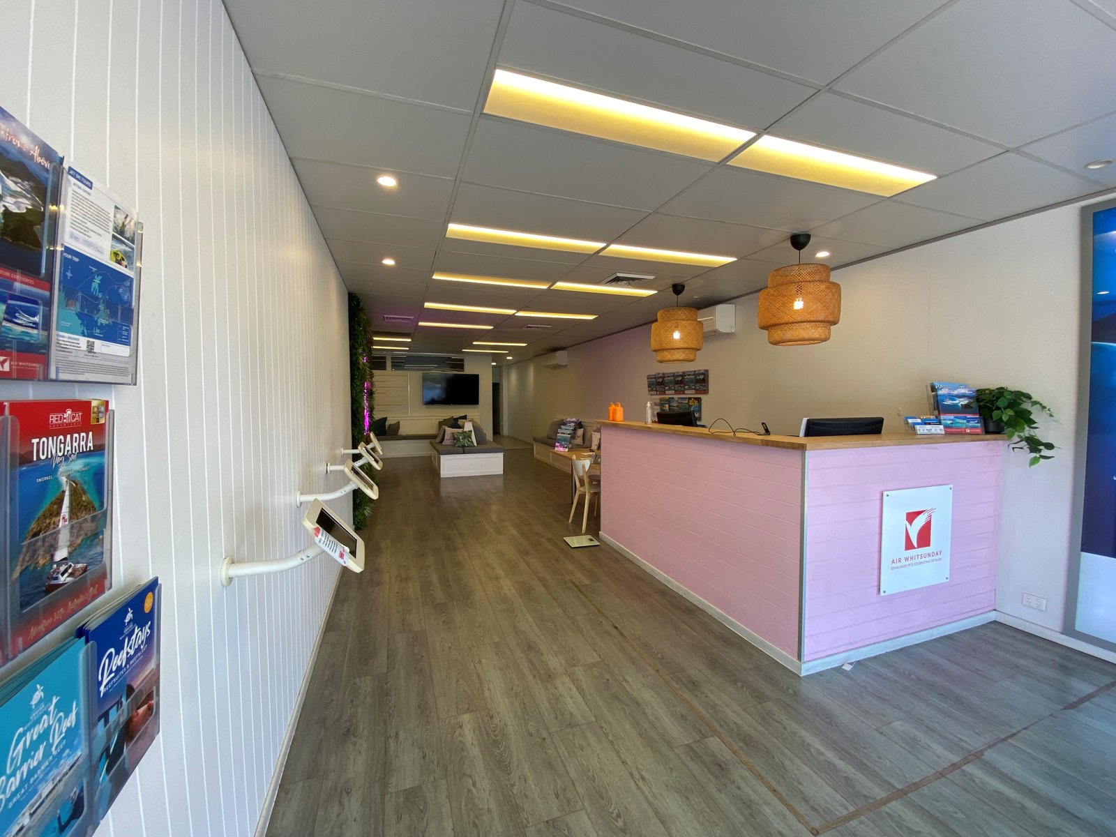 Shop 1B / 384 Shute Harbour Road AIRLIE BEACH 2